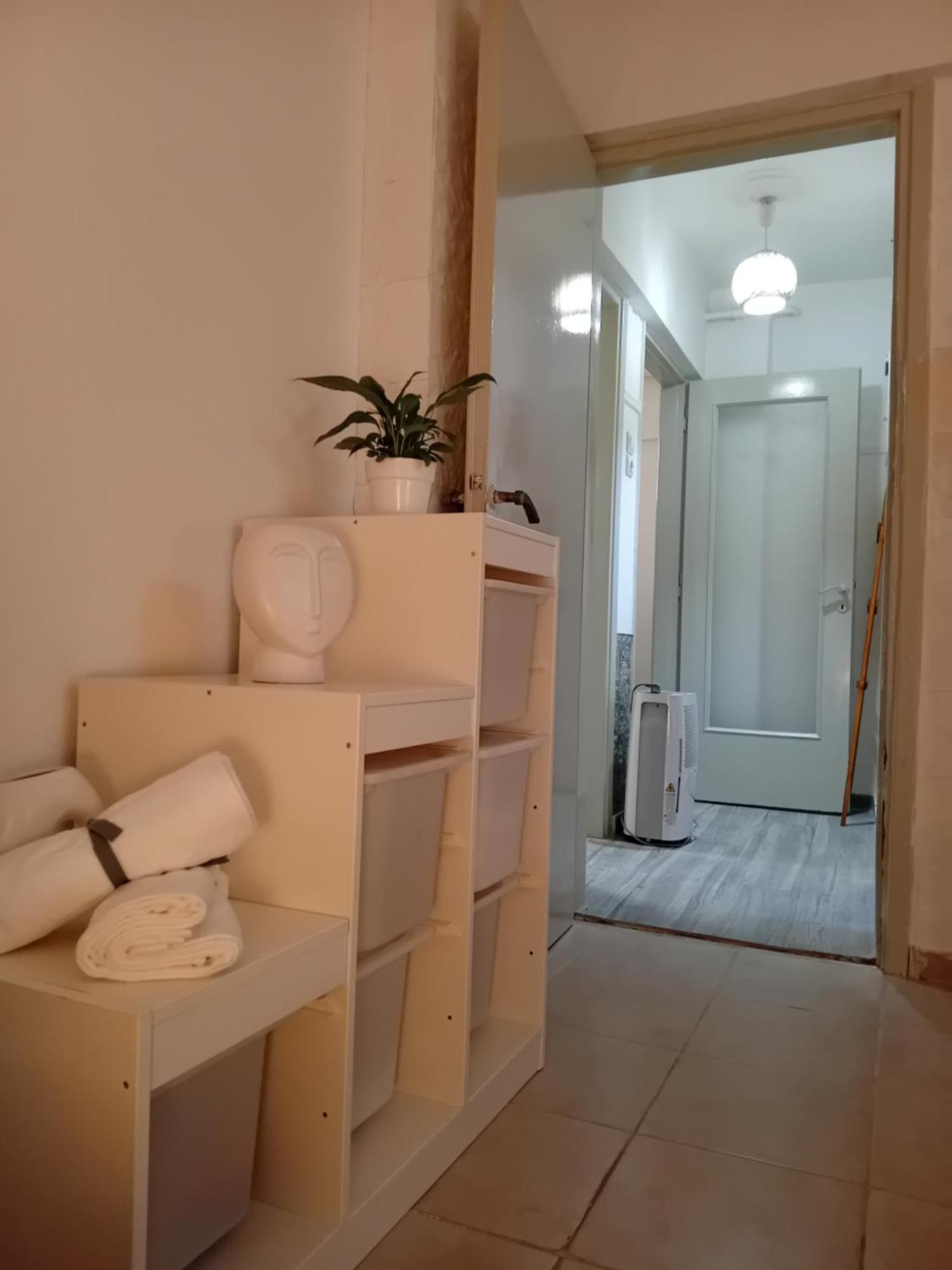 Vestige Basement Apartment Athen Eksteriør billede